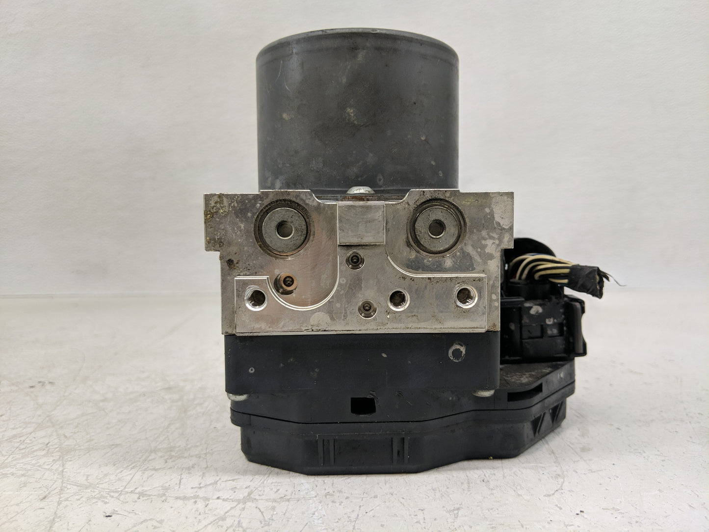 2015 Toyota Rav4 ABS Pump Control Module Replacement P/N:89541-0R052 116040-36870, 44540-0R132 Fits OEM Used Auto Parts - Oe