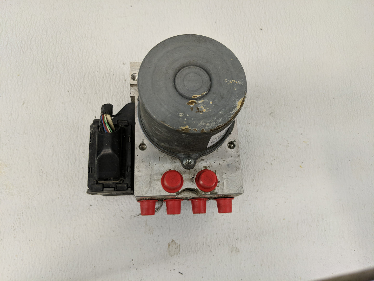2015 Toyota Rav4 ABS Pump Control Module Replacement Fits OEM Used Auto Parts - Oemusedautoparts1.com