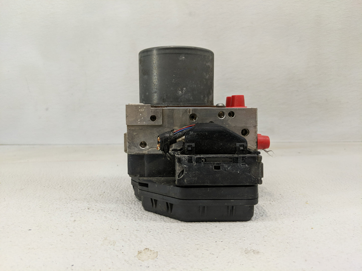 2015 Toyota Rav4 ABS Pump Control Module Replacement Fits OEM Used Auto Parts - Oemusedautoparts1.com