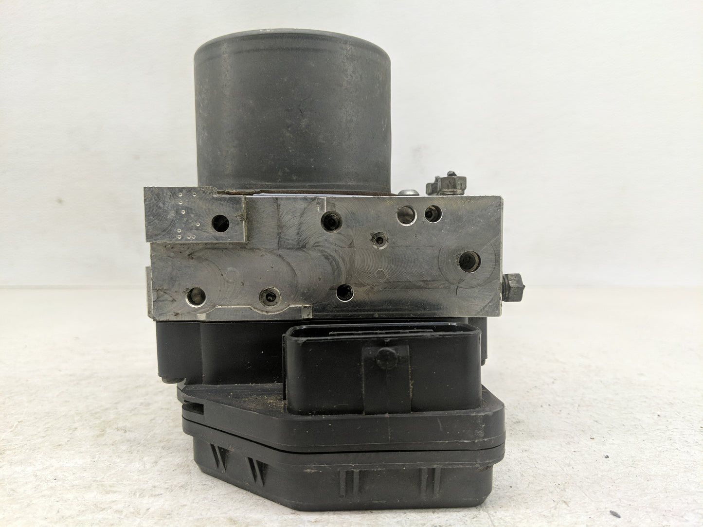 2015 Toyota Rav4 ABS Pump Control Module Replacement P/N:116040-36880 44540-0R142, 89541-0R062 Fits OEM Used Auto Parts - Oe