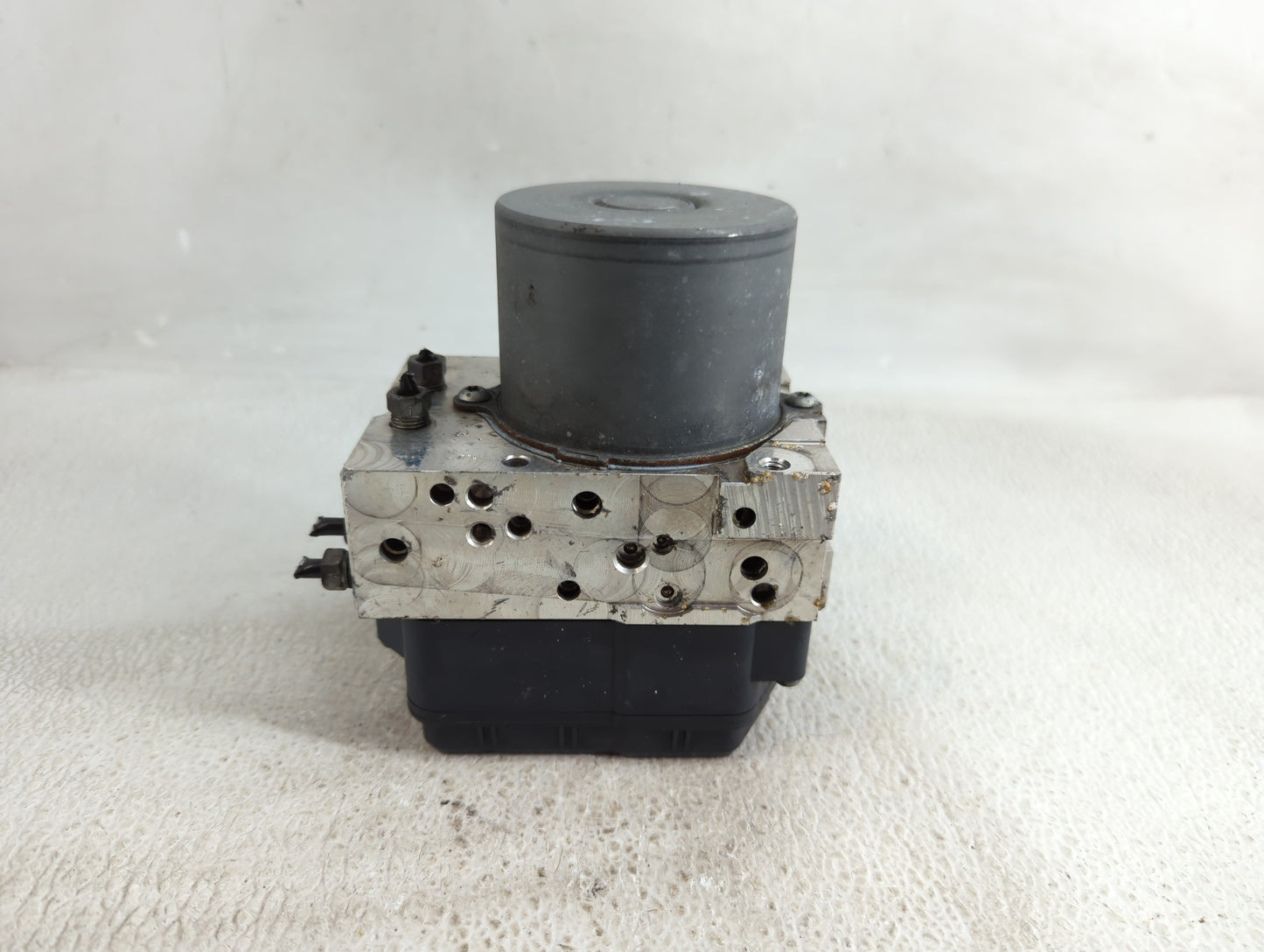 2015 Toyota Rav4 ABS Pump Control Module Replacement P/N:116040-36880 44540-0R142, 89541-0R062 Fits OEM Used Auto Parts - Oe