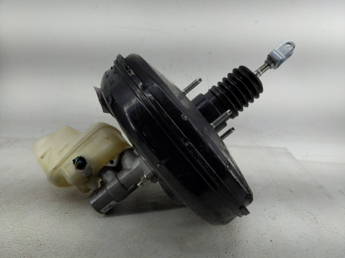 2013-2018 Toyota Rav4 Power Brake Booster Oem 1290374 - Oemusedautoparts1.com