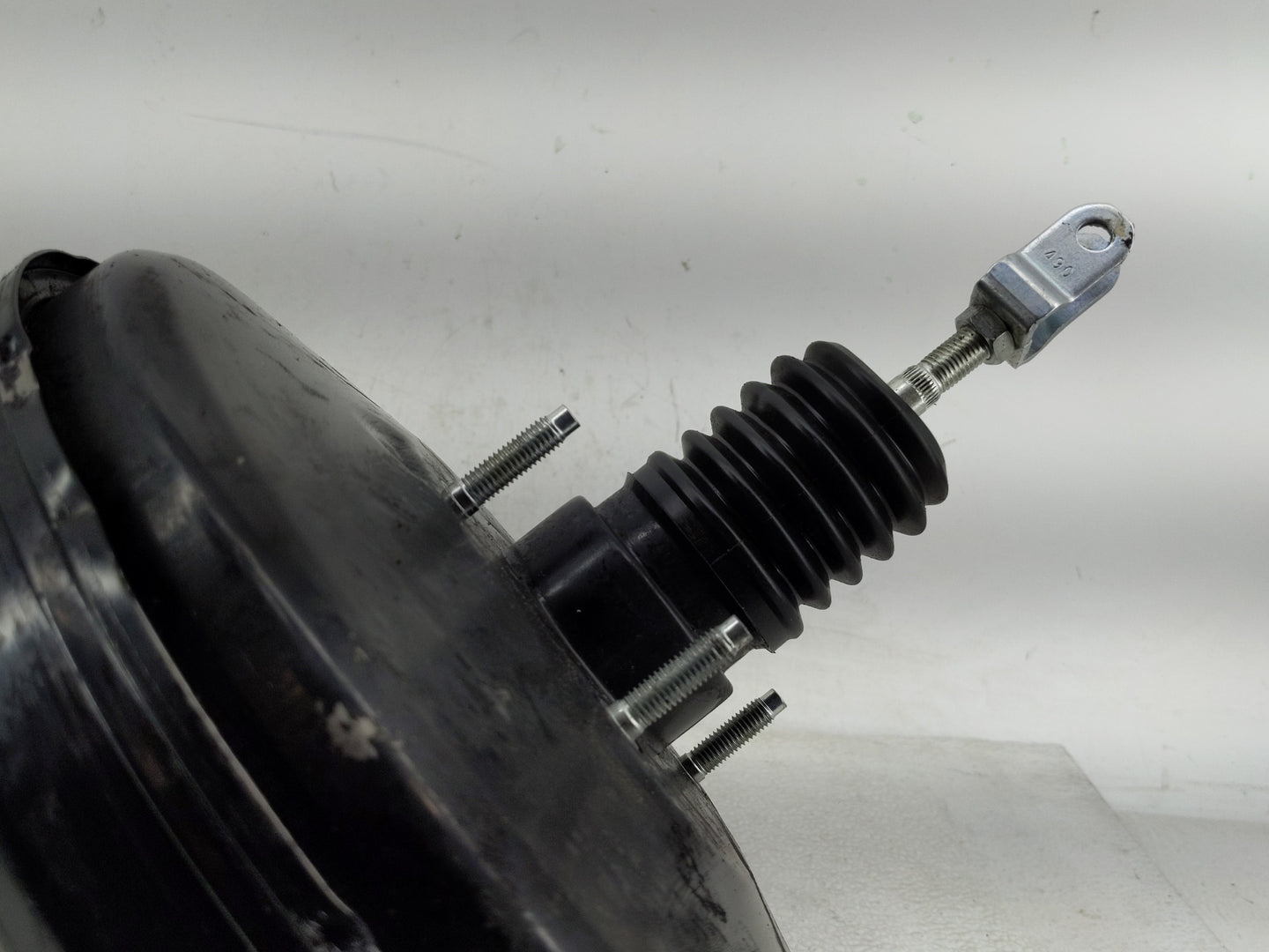 2013-2018 Toyota Rav4 Power Brake Booster Oem - Oemusedautoparts1.com