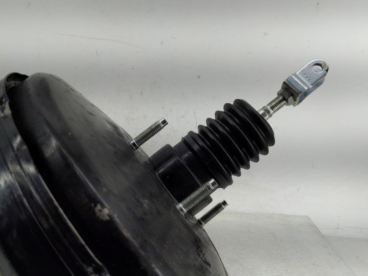 2013-2018 Toyota Rav4 Power Brake Booster Oem 1290374 - Oemusedautoparts1.com