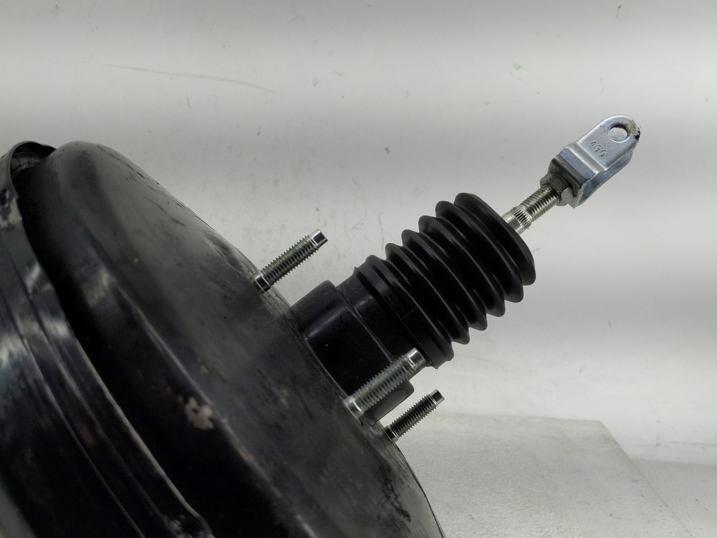 2013-2018 Toyota Rav4 Power Brake Booster Oem 1290374 - Oemusedautoparts1.com