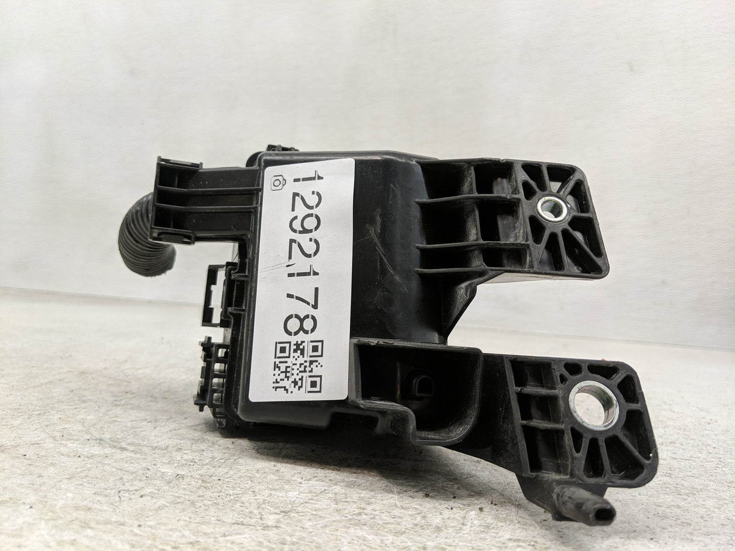 2013-2018 Toyota Rav4 Fusebox Fuse Box Panel Relay Module P/N:82662-42370 Fits Fits 2013 2014 2015 2016 2017 2018 2019 2020 
