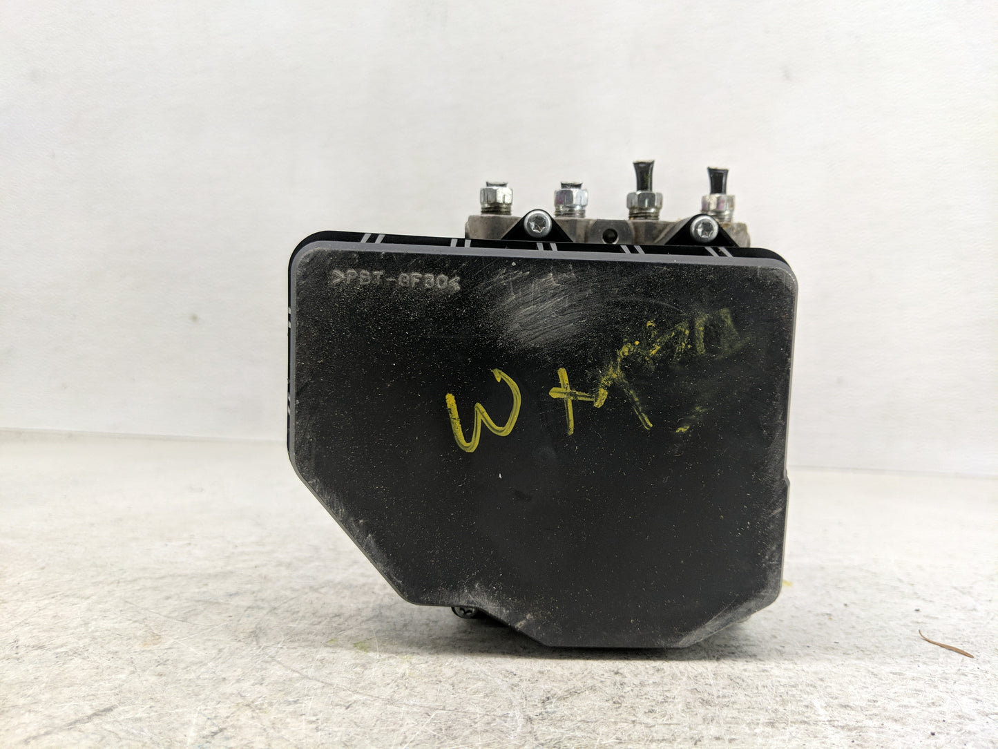2015 Toyota Rav4 ABS Pump Control Module Replacement Fits OEM Used Auto Parts - Oemusedautoparts1.com