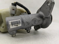 2006-2018 Toyota Rav4 Brake Master Cylinder 1311393 - Oemusedautoparts1.com