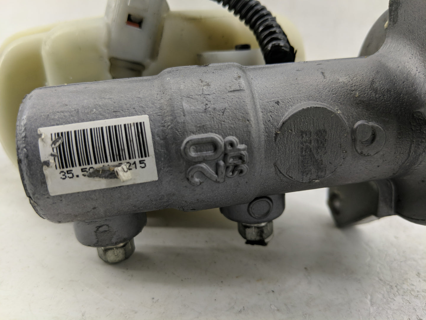 2006-2018 Toyota Rav4 Brake Master Cylinder 1311393 - Oemusedautoparts1.com