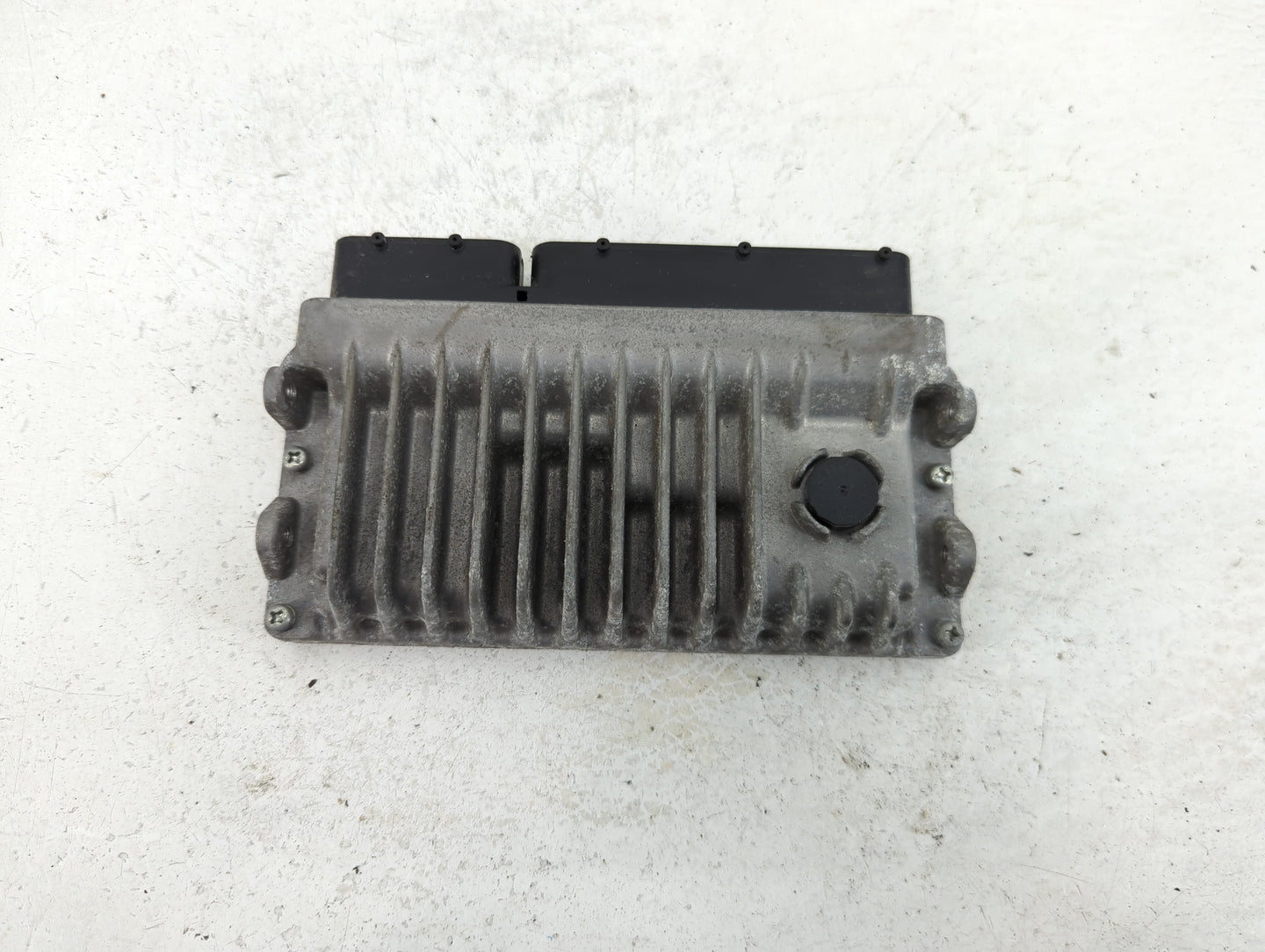 2014 Toyota Rav4 PCM Engine Control Computer ECU ECM PCU OEM P/N:89661-42U40 Fits OEM Used Auto Parts - Oemusedautoparts1.co