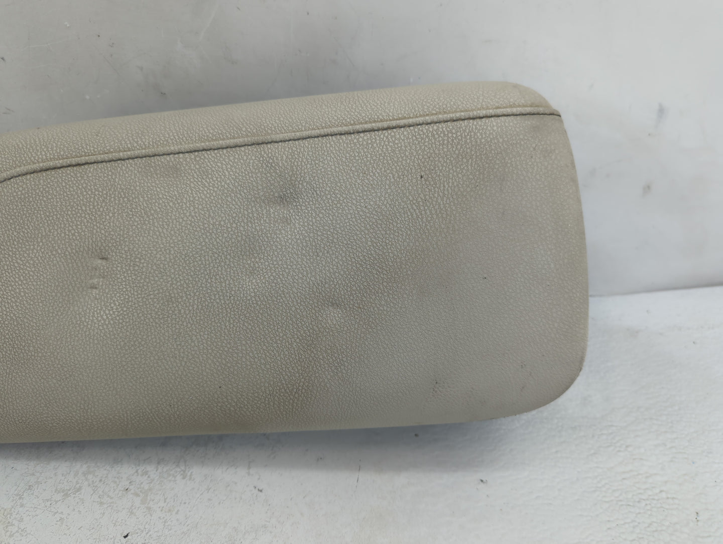2015 Toyota Rav4 Center Console Armrest Cover Lid Fits OEM Used Auto Parts - Oemusedautoparts1.com