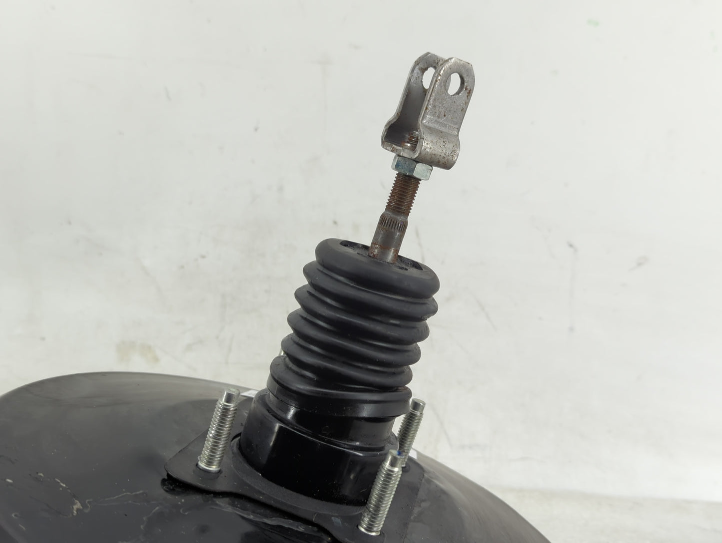 2013-2018 Toyota Rav4 Power Brake Booster Oem 1382177 - Oemusedautoparts1.com
