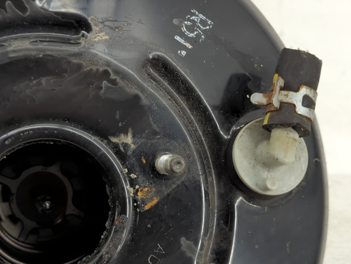 2013-2018 Toyota Rav4 Power Brake Booster Oem 1382177 - Oemusedautoparts1.com