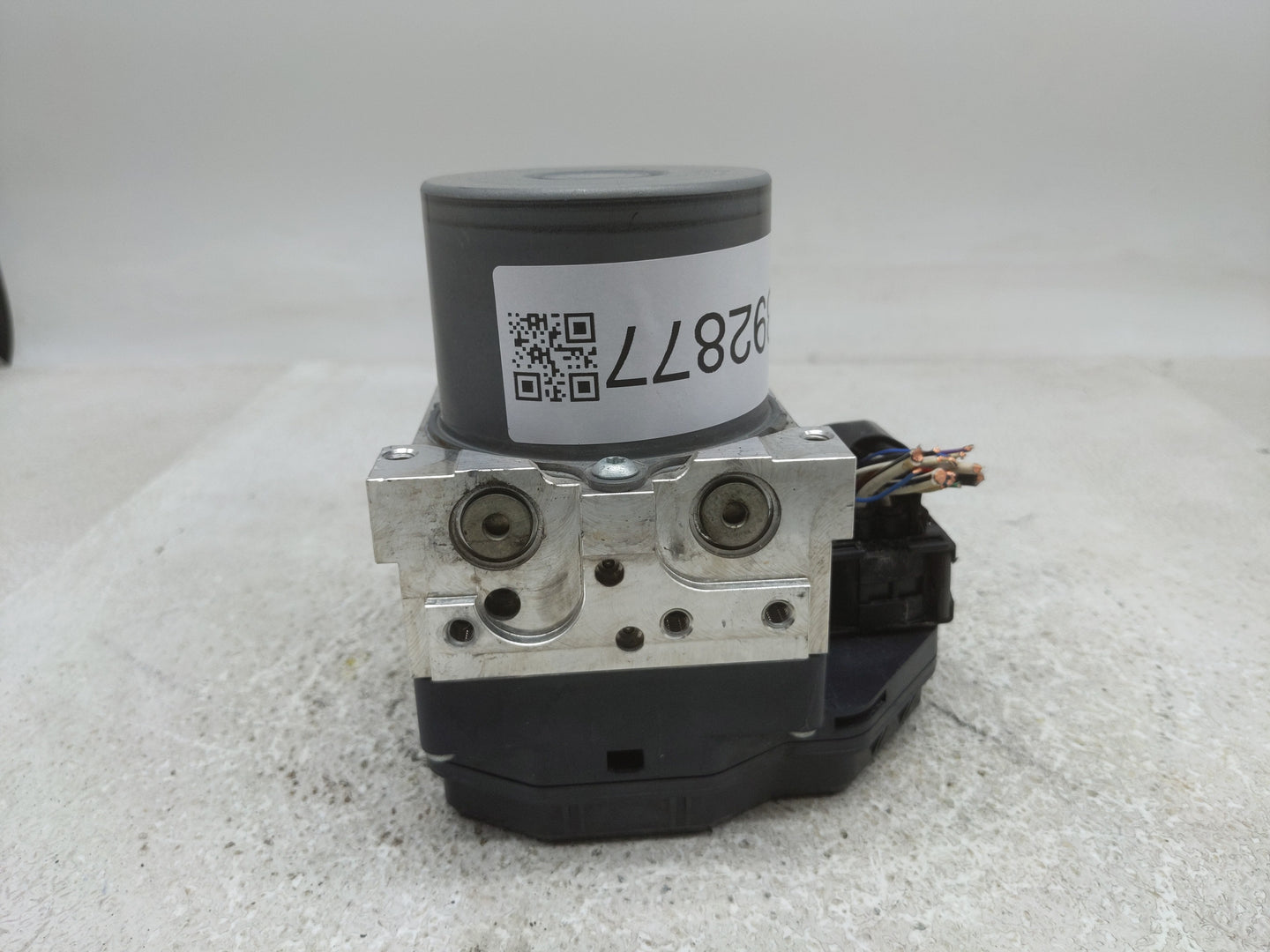 2015 Toyota Rav4 ABS Pump Control Module Replacement P/N:116040-36870 89541-0R052, 44540-0R132 Fits OEM Used Auto Parts - Oe