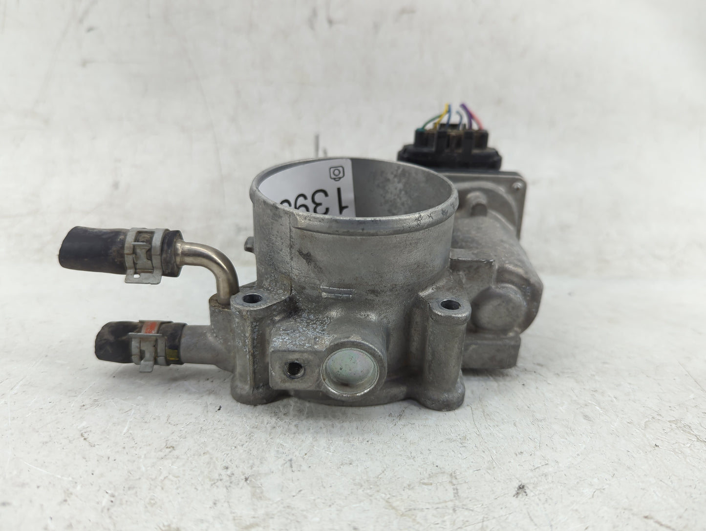 2009-2018 Toyota Rav4 Throttle Body P/N:22030-0V010 Fits Fits 2009 2010 2011 2012 2013 2014 2015 2016 2017 2018 2019 OEM Use