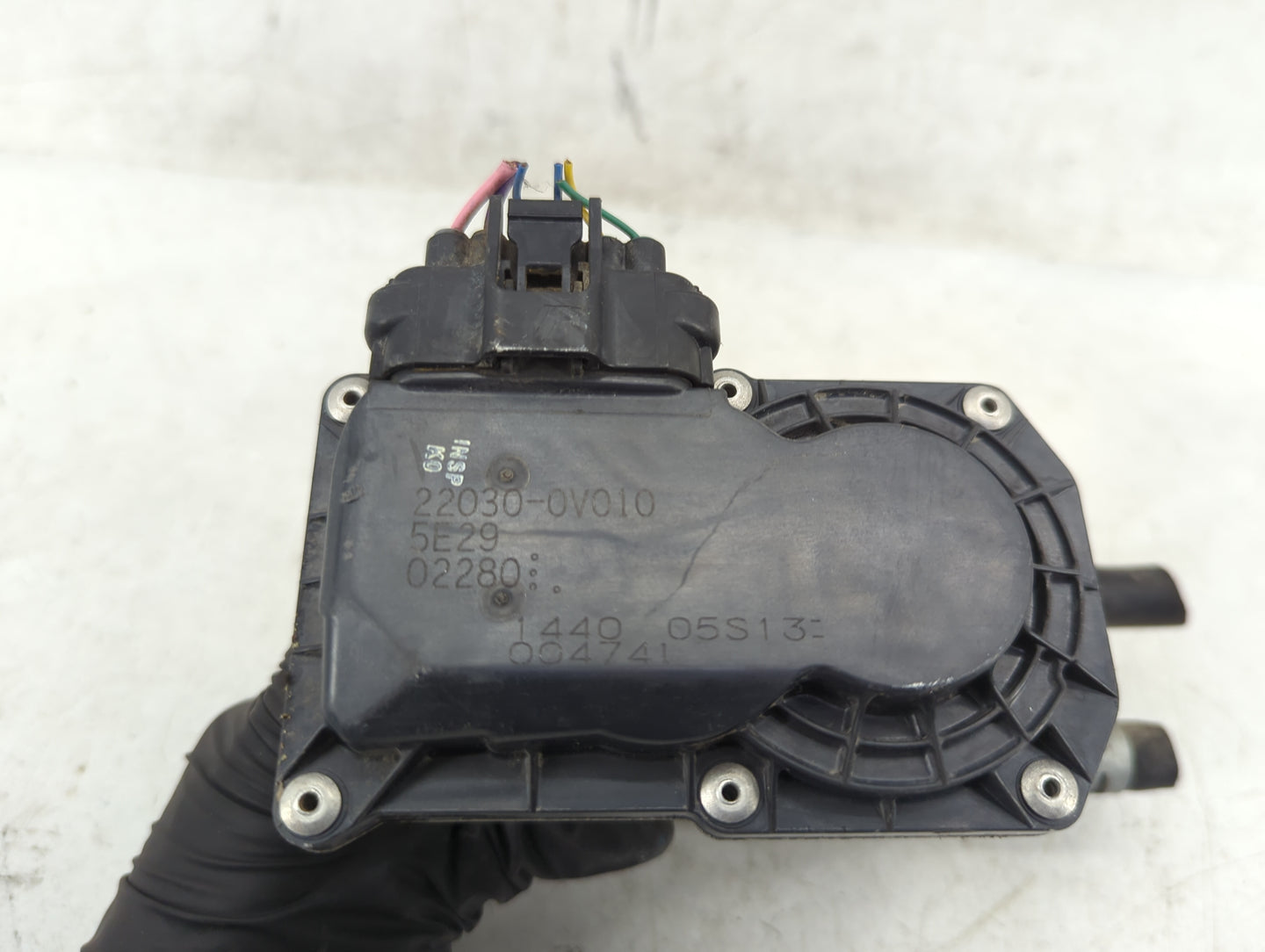 2009-2018 Toyota Rav4 Throttle Body P/N:22030-0V010 Fits Fits 2009 2010 2011 2012 2013 2014 2015 2016 2017 2018 2019 OEM Use