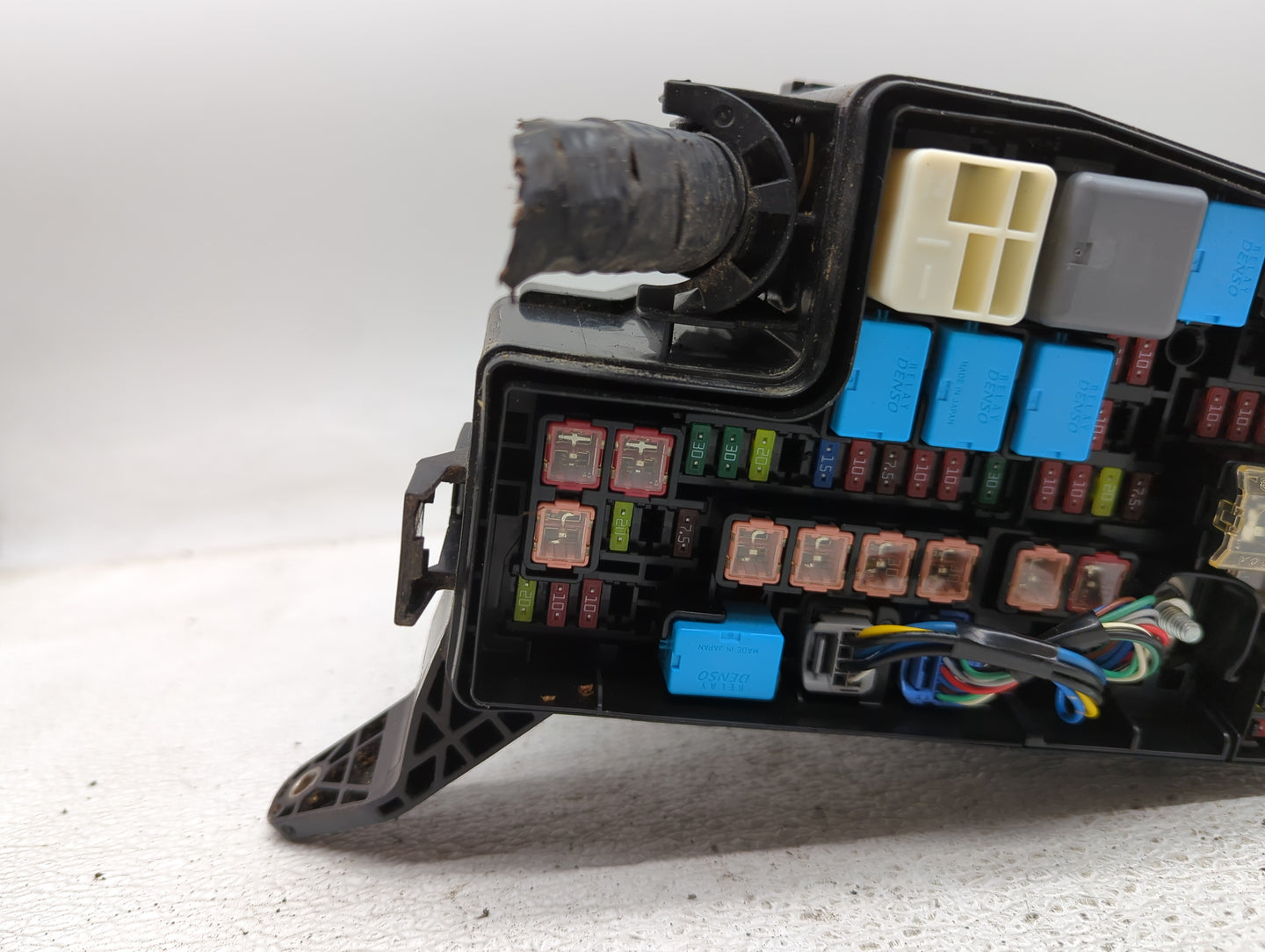 2013-2018 Toyota Rav4 Fusebox Fuse Box Panel Relay Module P/N:82662-0R140 Fits Fits 2013 2014 2015 2016 2017 2018 2019 2020 