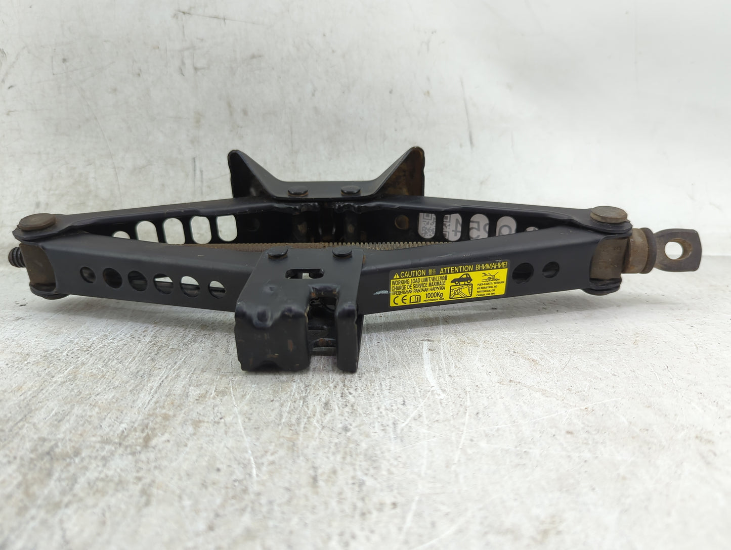 2015 Toyota Rav4 Spare Scissor Car Jack 1429254 - Oemusedautoparts1.com
