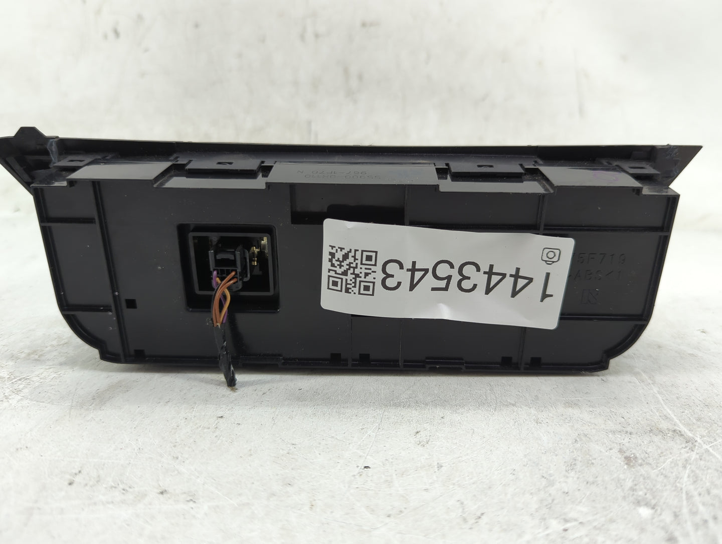 2013-2015 Toyota Rav4 Climate Control Module Temperature AC/Heater Replacement P/N:75F719 Fits Fits 2013 2014 2015 OEM Used 