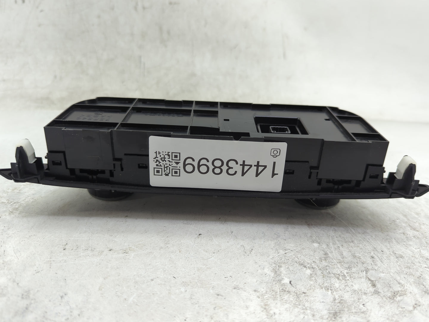 2013-2015 Toyota Rav4 Climate Control Module Temperature AC/Heater Replacement P/N:75F546 Fits Fits 2013 2014 2015 OEM Used 