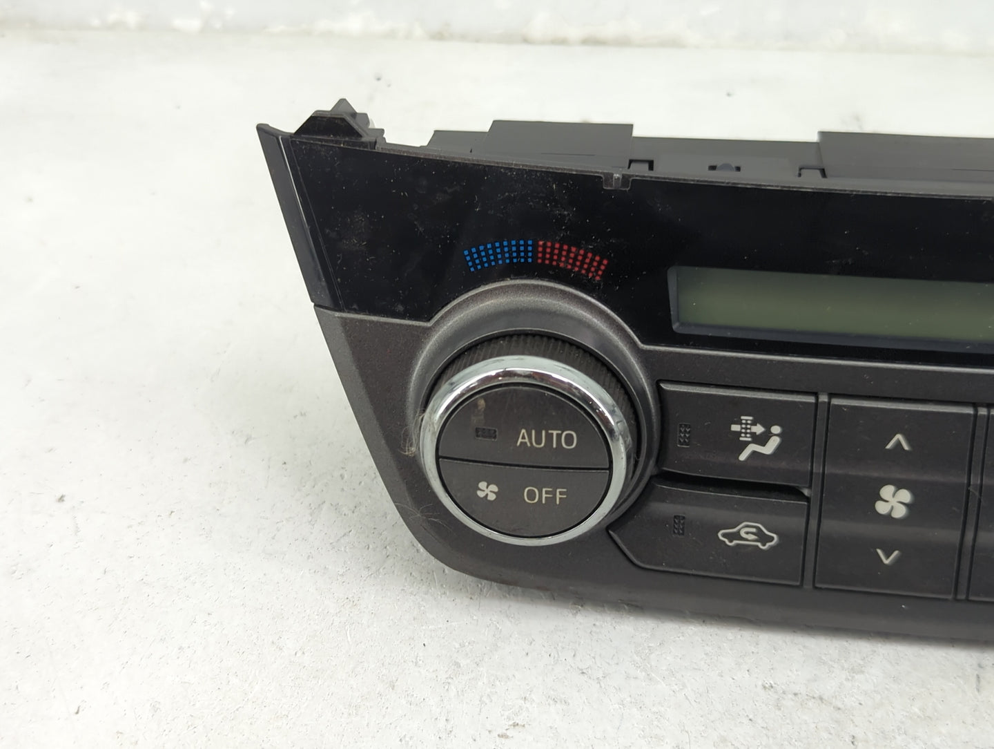 2013-2015 Toyota Rav4 Climate Control Module Temperature AC/Heater Replacement P/N:75F546 Fits Fits 2013 2014 2015 OEM Used 