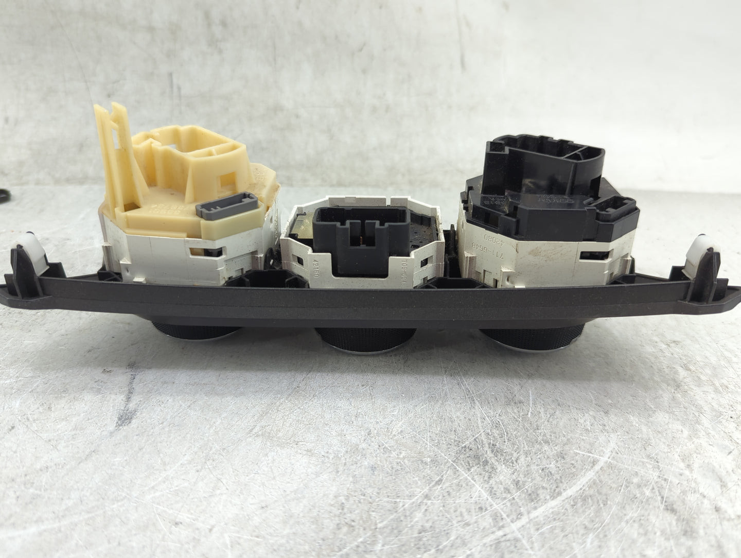 2013-2018 Toyota Rav4 Climate Control Module Temperature AC/Heater Replacement P/N:758818 Fits OEM Used Auto Parts - Oemused