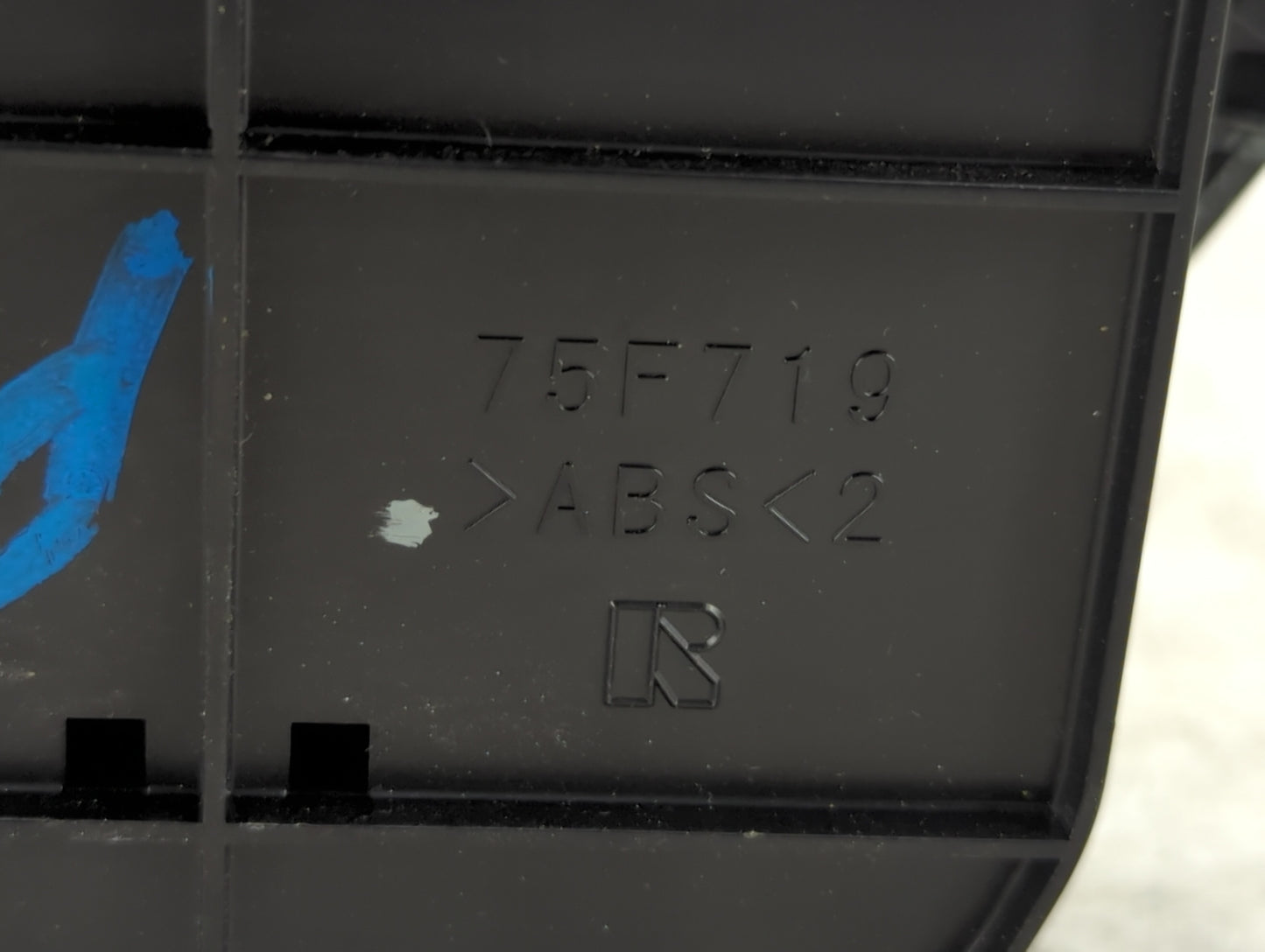 2013-2015 Toyota Rav4 Climate Control Module Temperature AC/Heater Replacement P/N:75F546 Fits Fits 2013 2014 2015 OEM Used 