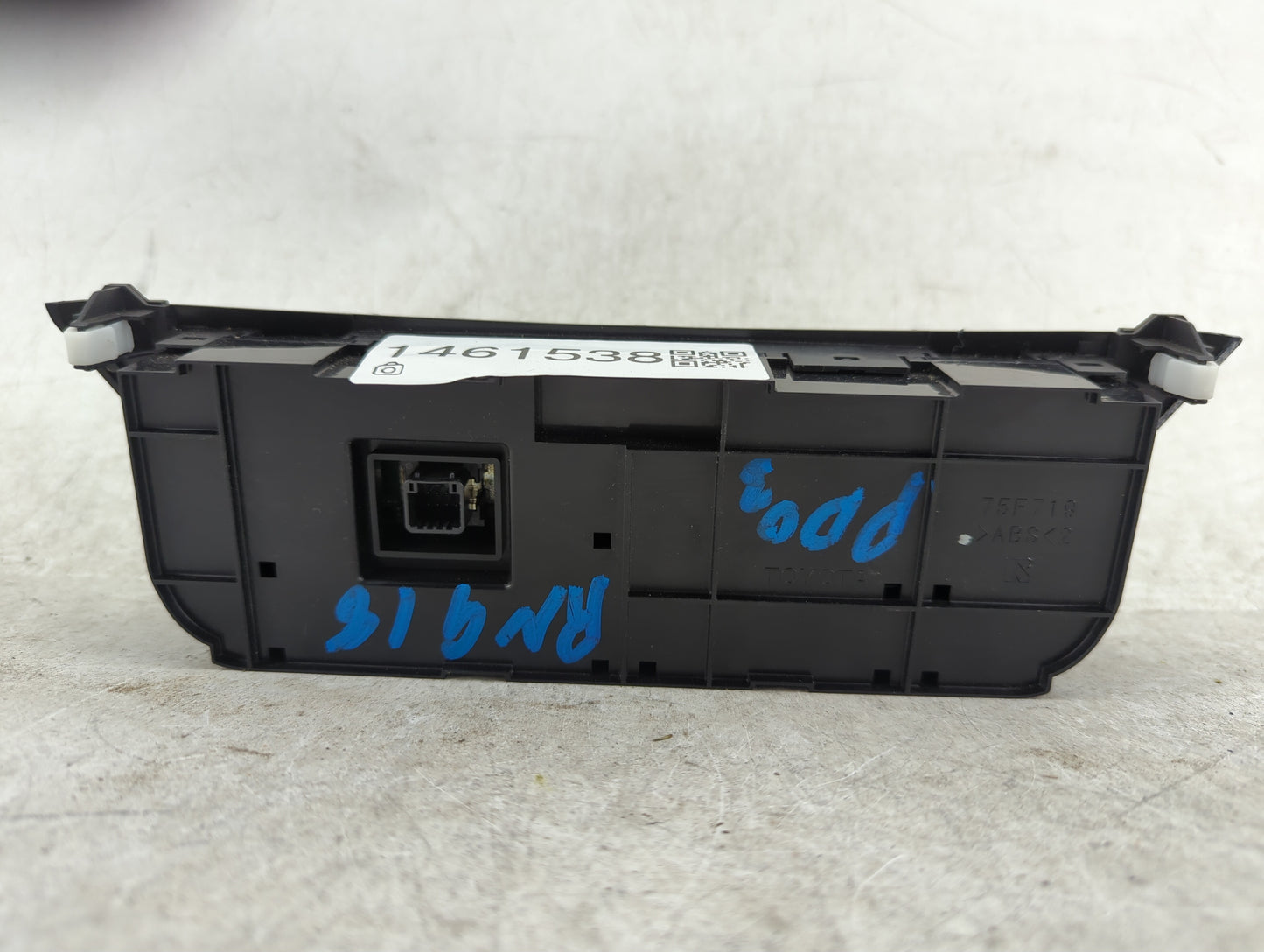 2013-2015 Toyota Rav4 Climate Control Module Temperature AC/Heater Replacement P/N:75F546 Fits Fits 2013 2014 2015 OEM Used 