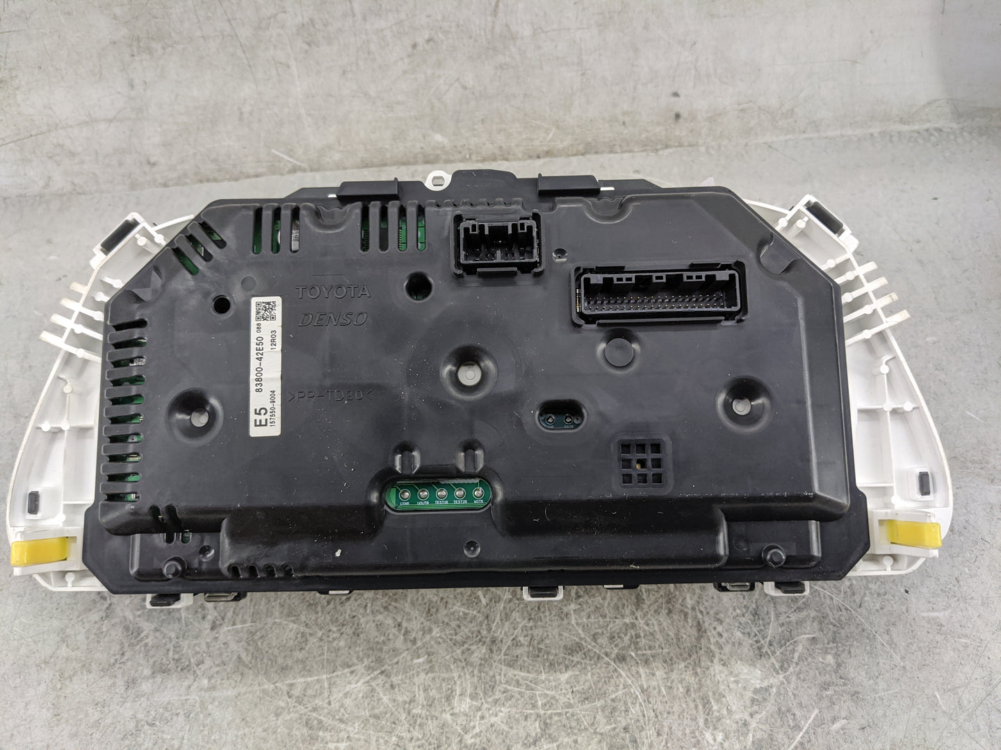 2013-2015 Toyota Rav4 Instrument Cluster Speedometer Gauges P/N:83800-4E50 83800-42E50 Miles:95K Fits Fits 2013 2014 2015 OE