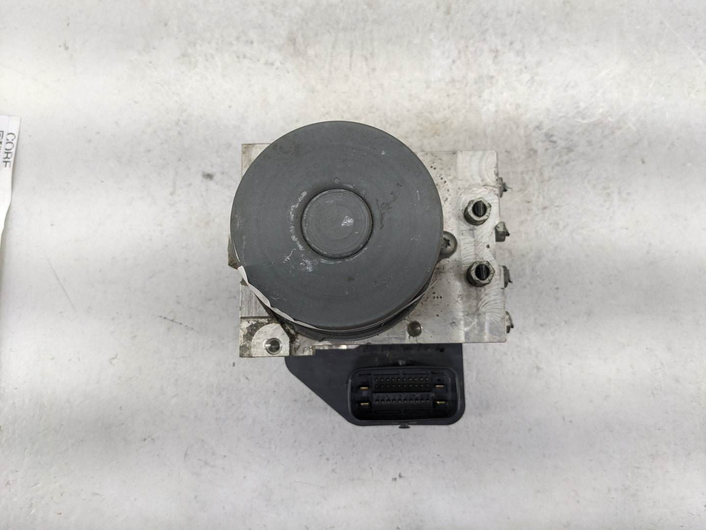 2015 Toyota Rav4 ABS Pump Control Module Replacement P/N:47541-0R061 070-56880 Fits OEM Used Auto Parts - Oemusedautoparts1.