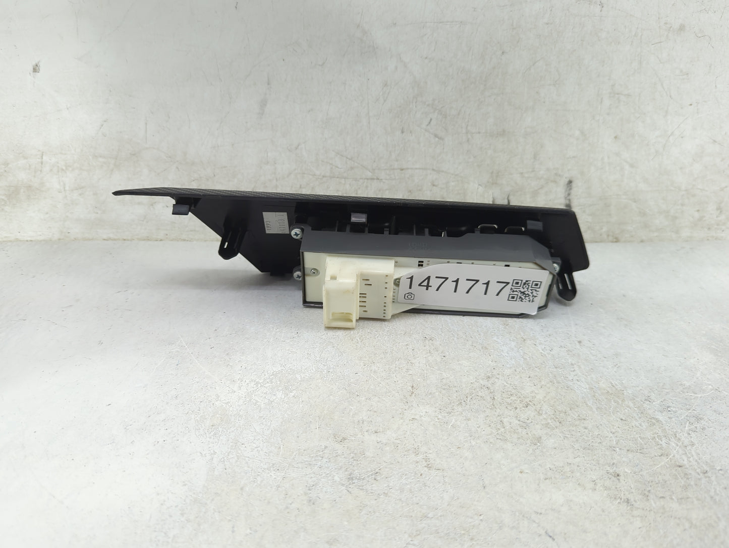 2013-2018 Toyota Rav4 Master Power Window Switch Replacement Driver Side Left P/N:74232-0R030 Fits OEM Used Auto Parts - Oem