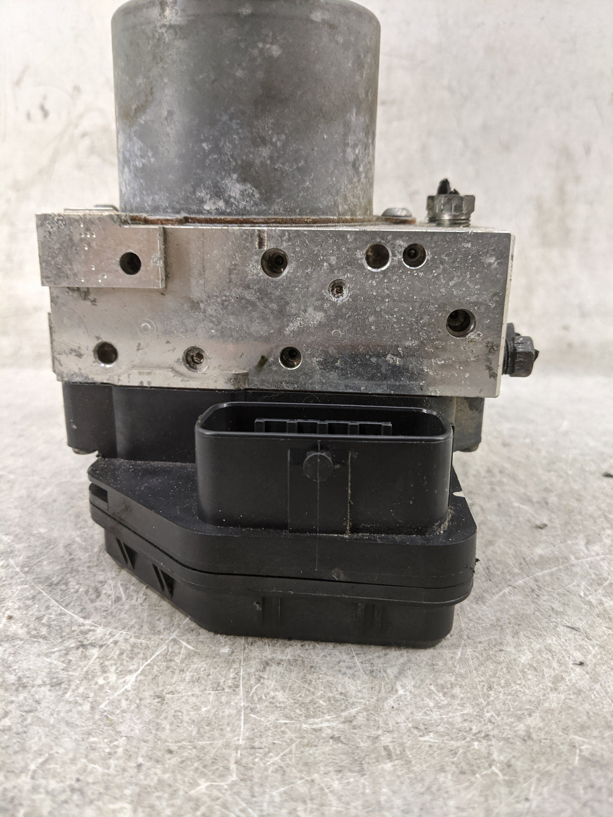 2015 Toyota Rav4 Anti-Lock Brake ABS Pump Module Actuator OEM P/N:44540-0R142 89541-0R062, 116040-36880 Fits OEM Used Auto P