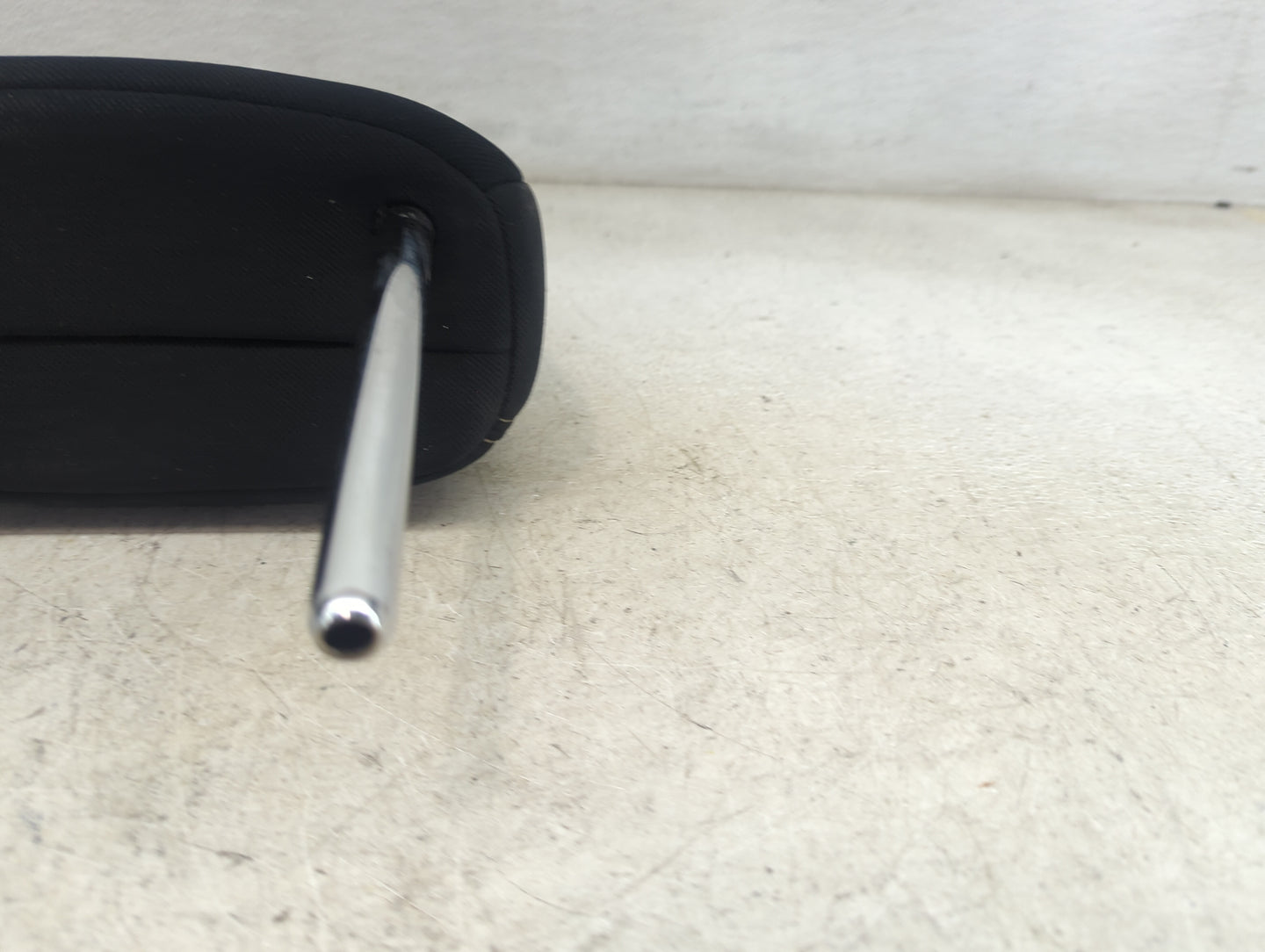 2015 Toyota Rav4 Headrest Head Rest Front Driver Passenger Seat Fits OEM Used Auto Parts - Oemusedautoparts1.com