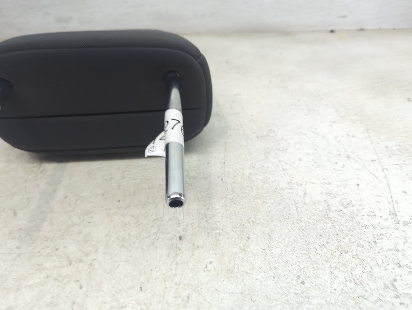 2015 Toyota Rav4 Headrest Head Rest Front Driver Passenger Seat Fits OEM Used Auto Parts - Oemusedautoparts1.com