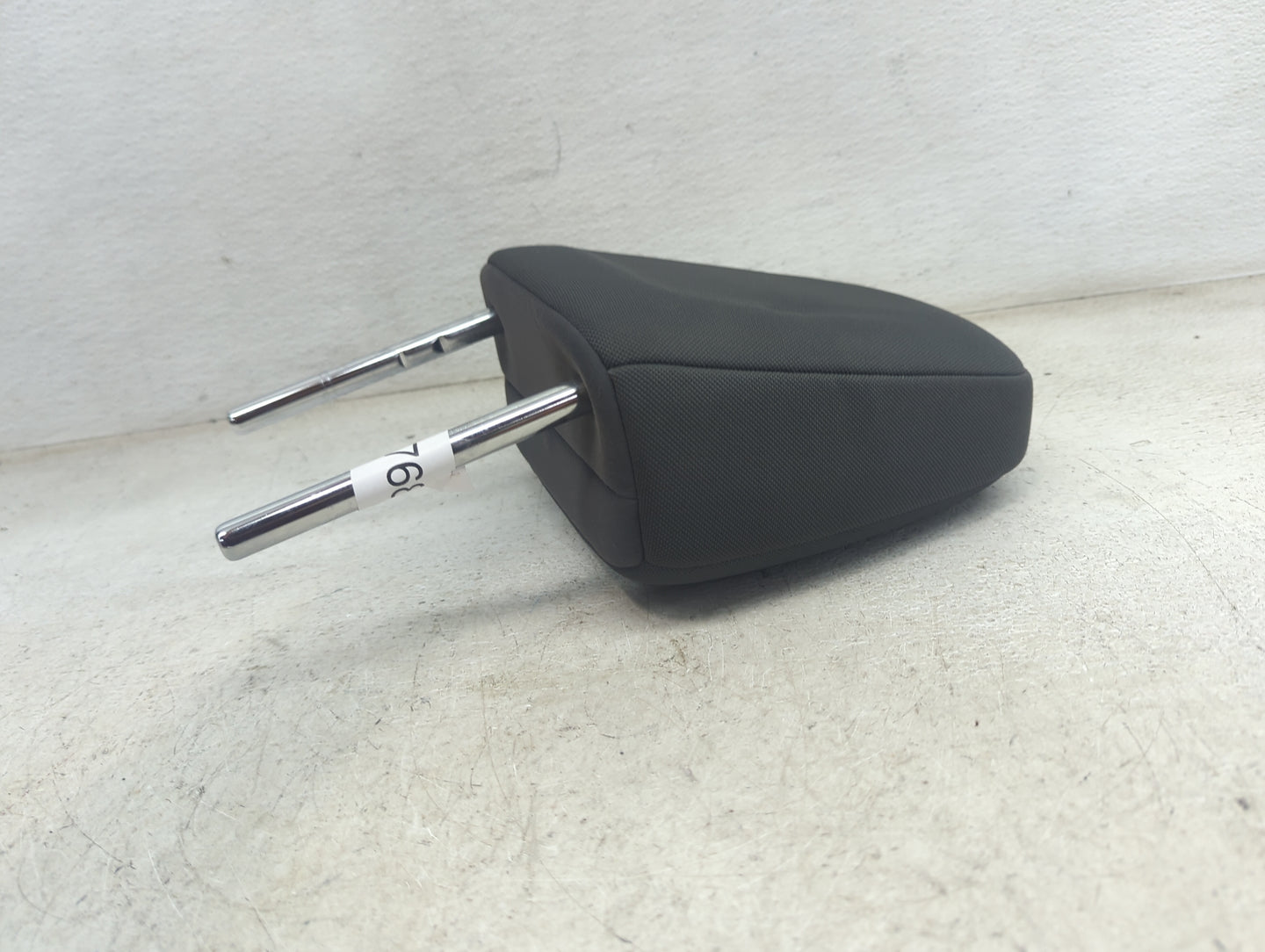 2015 Toyota Rav4 Headrest Head Rest Front Driver Passenger Seat Fits OEM Used Auto Parts - Oemusedautoparts1.com