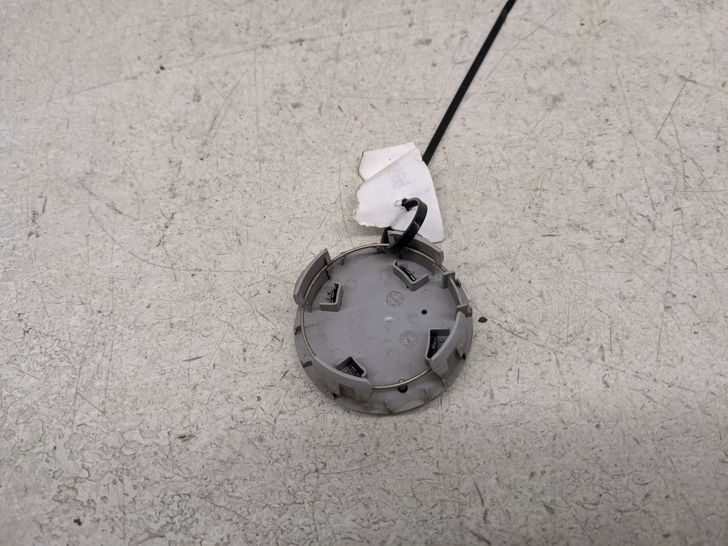 2015 Toyota Rav4 Rim Wheel Center Cap Chrome 1481041 - Oemusedautoparts1.com