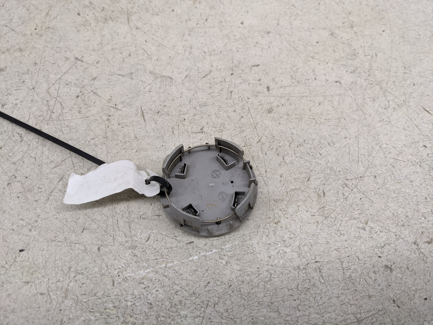 2015 Toyota Rav4 Rim Wheel Center Cap Chrome 1481064 - Oemusedautoparts1.com