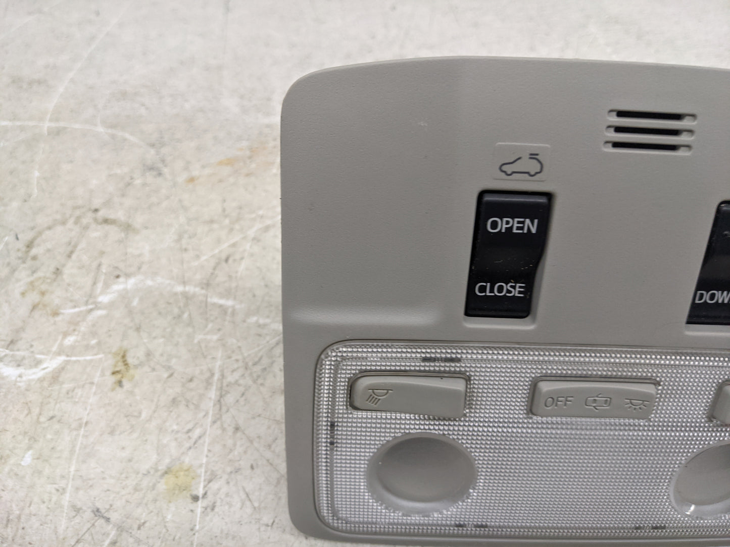 2015 Toyota Rav4 Overhead Roof Console Gray - Oemusedautoparts1.com