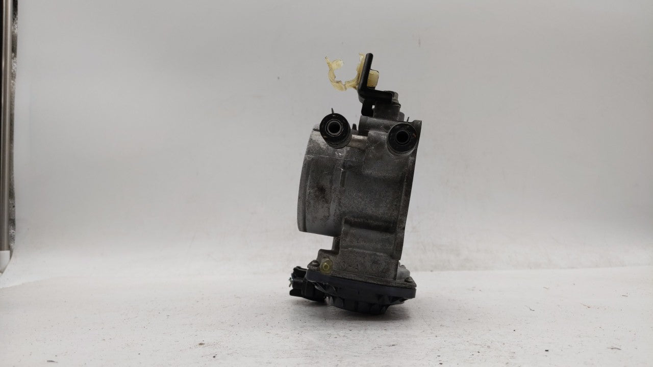2009-2018 Toyota Rav4 Throttle Body P/N:22030-0V010 22030-36010 Fits Fits 2009 2010 2011 2012 2013 2014 2015 2016 2017 2018 