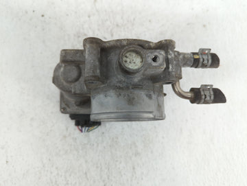 2009-2018 Toyota Rav4 Throttle Body P/N:22030-36010 22030-0V010 Fits Fits 2009 2010 2011 2012 2013 2014 2015 2016 2017 2018 OEM Used Auto Parts