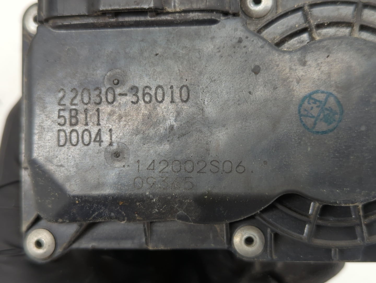 2009-2018 Toyota Rav4 Throttle Body P/N:35100-25200 22030-36010 Fits Fits 2009 2010 2011 2012 2013 2014 2015 2016 2017 2018 