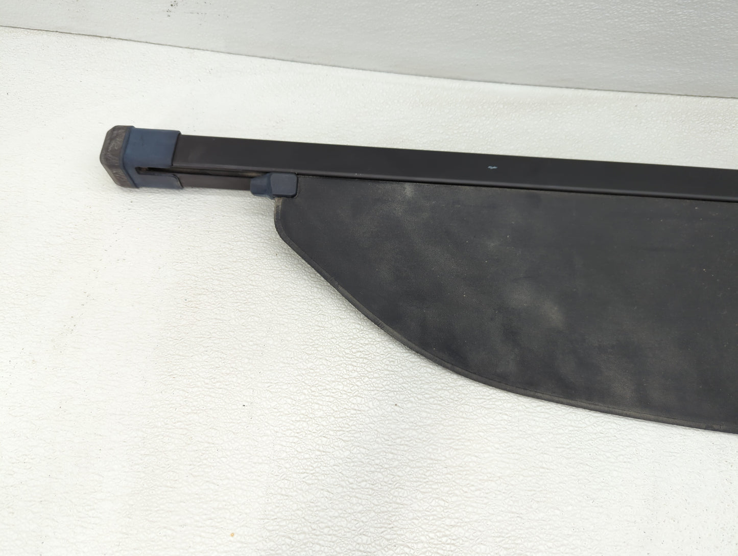 2015 Toyota Rav4 Rear Cargo Cover Storage Retractable Shade - Oemusedautoparts1.com