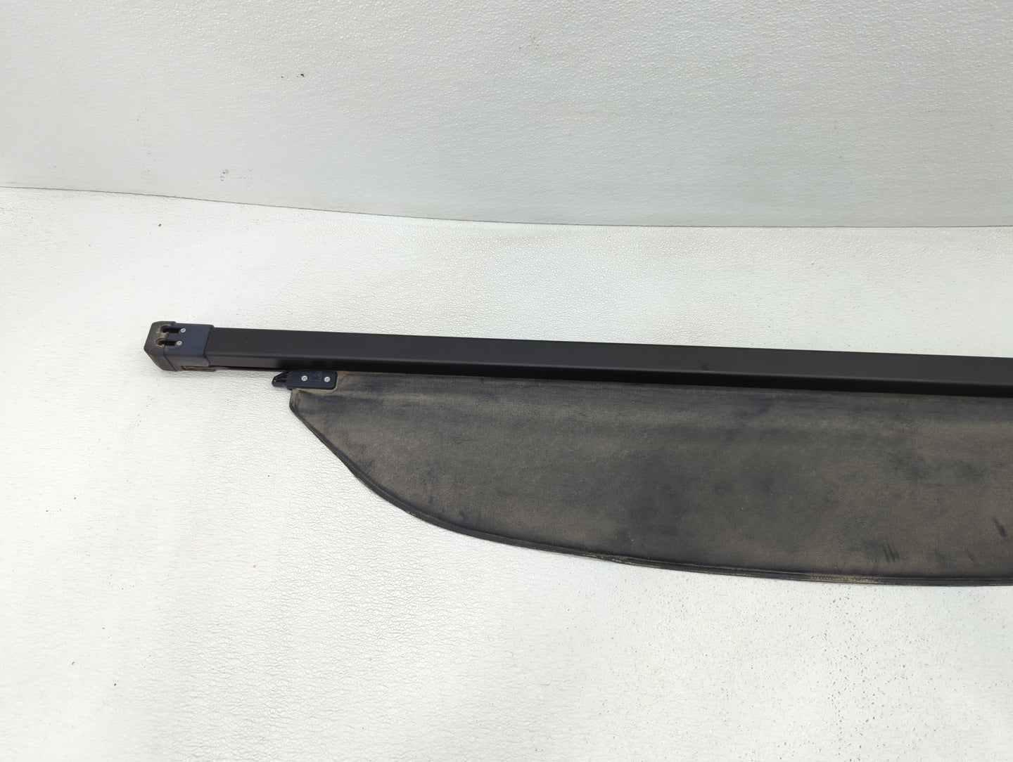 2015 Toyota Rav4 Rear Cargo Cover Storage Retractable Shade - Oemusedautoparts1.com
