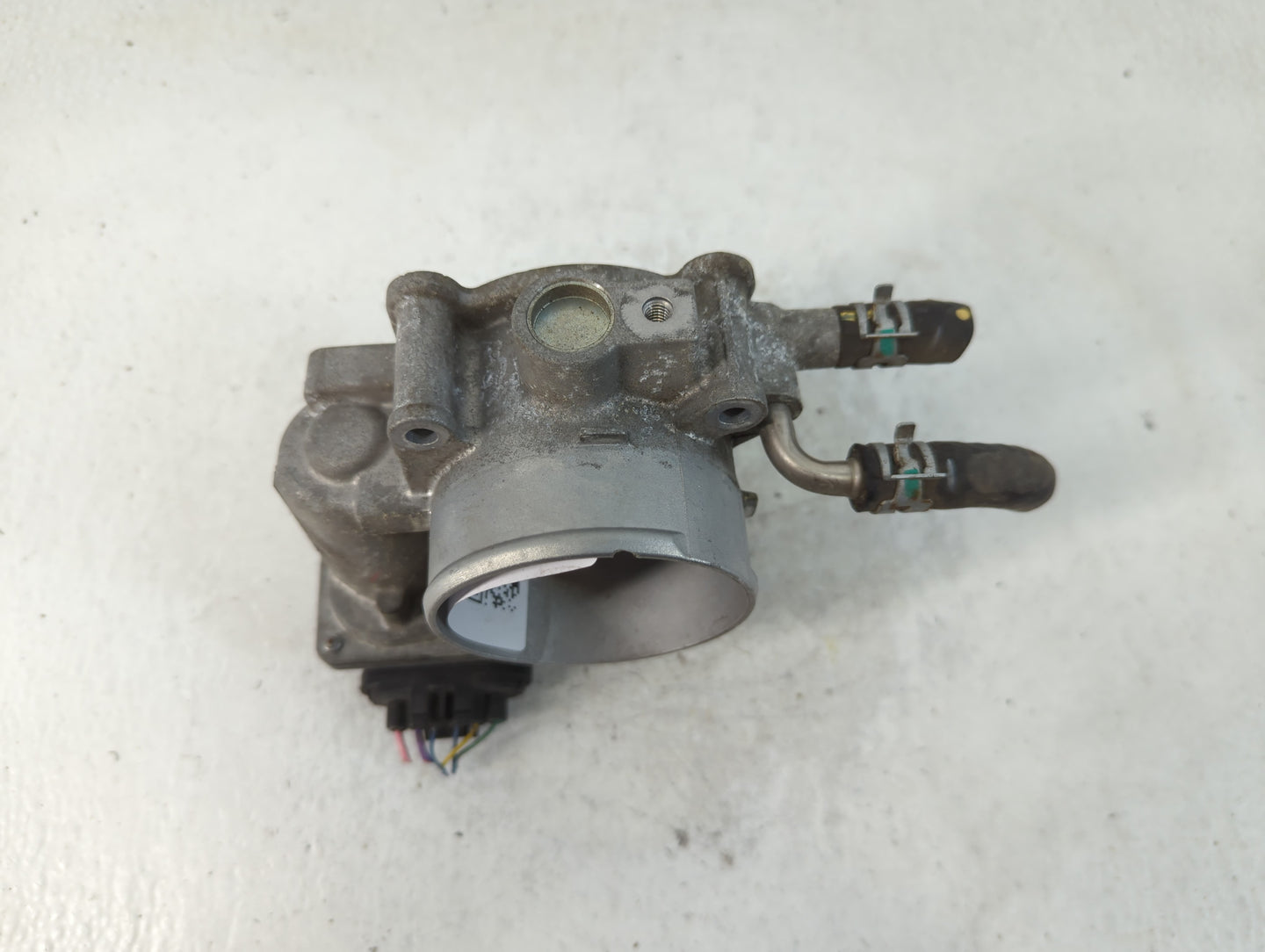 2009-2018 Toyota Rav4 Throttle Body P/N:22030-36010 Fits Fits 2009 2010 2011 2012 2013 2014 2015 2016 2017 2018 2019 OEM Use