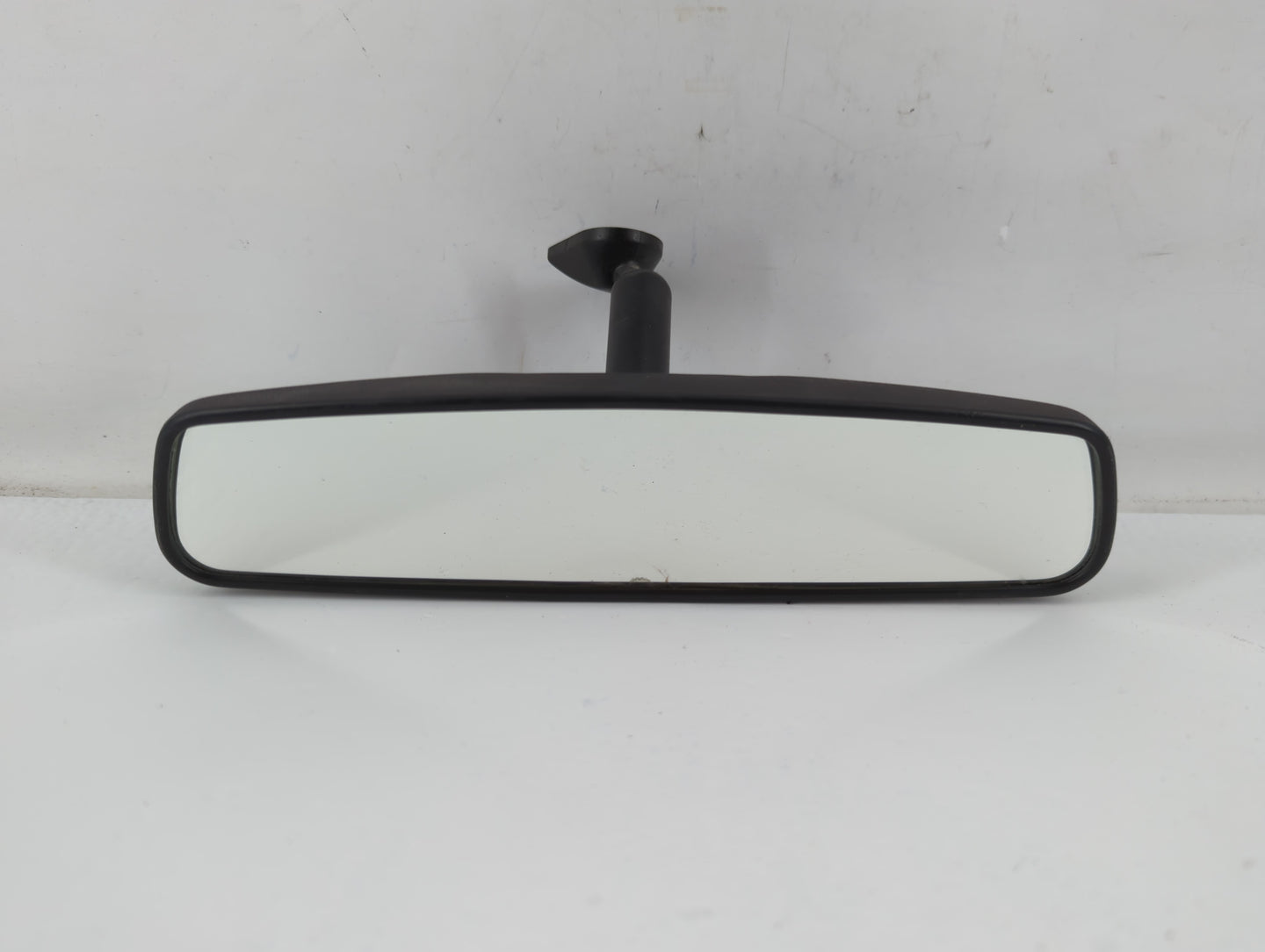 2004-2015 Toyota Rav4 Interior Rear View Mirror Replacement OEM P/N:E8011083 Fits OEM Used Auto Parts - Oemusedautoparts1.co