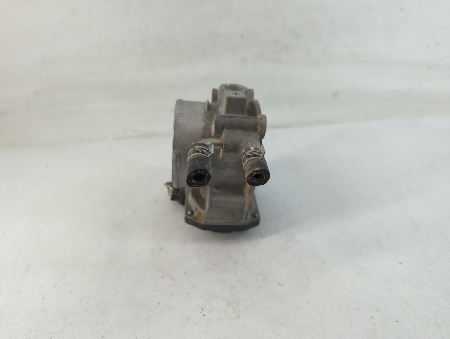 2009-2018 Toyota Rav4 Throttle Body P/N:22030-36010 Fits Fits 2009 2010 2011 2012 2013 2014 2015 2016 2017 2018 2019 OEM Use
