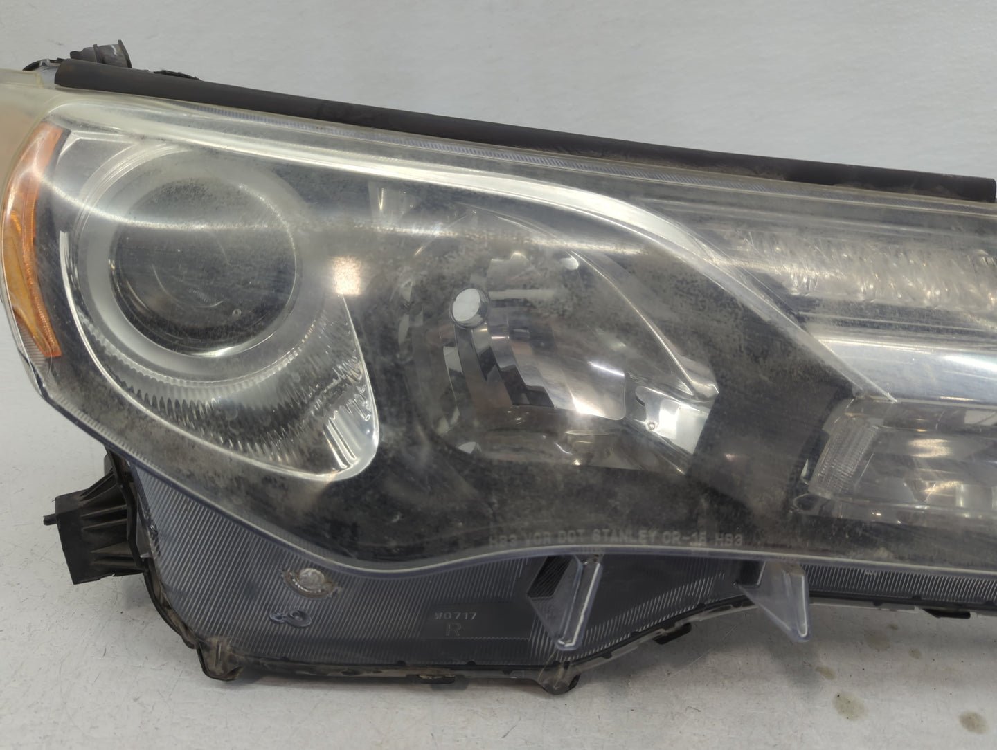 2013-2015 Toyota Rav4 Driver Left Oem Head Light Headlight Lamp - Oemusedautoparts1.com
