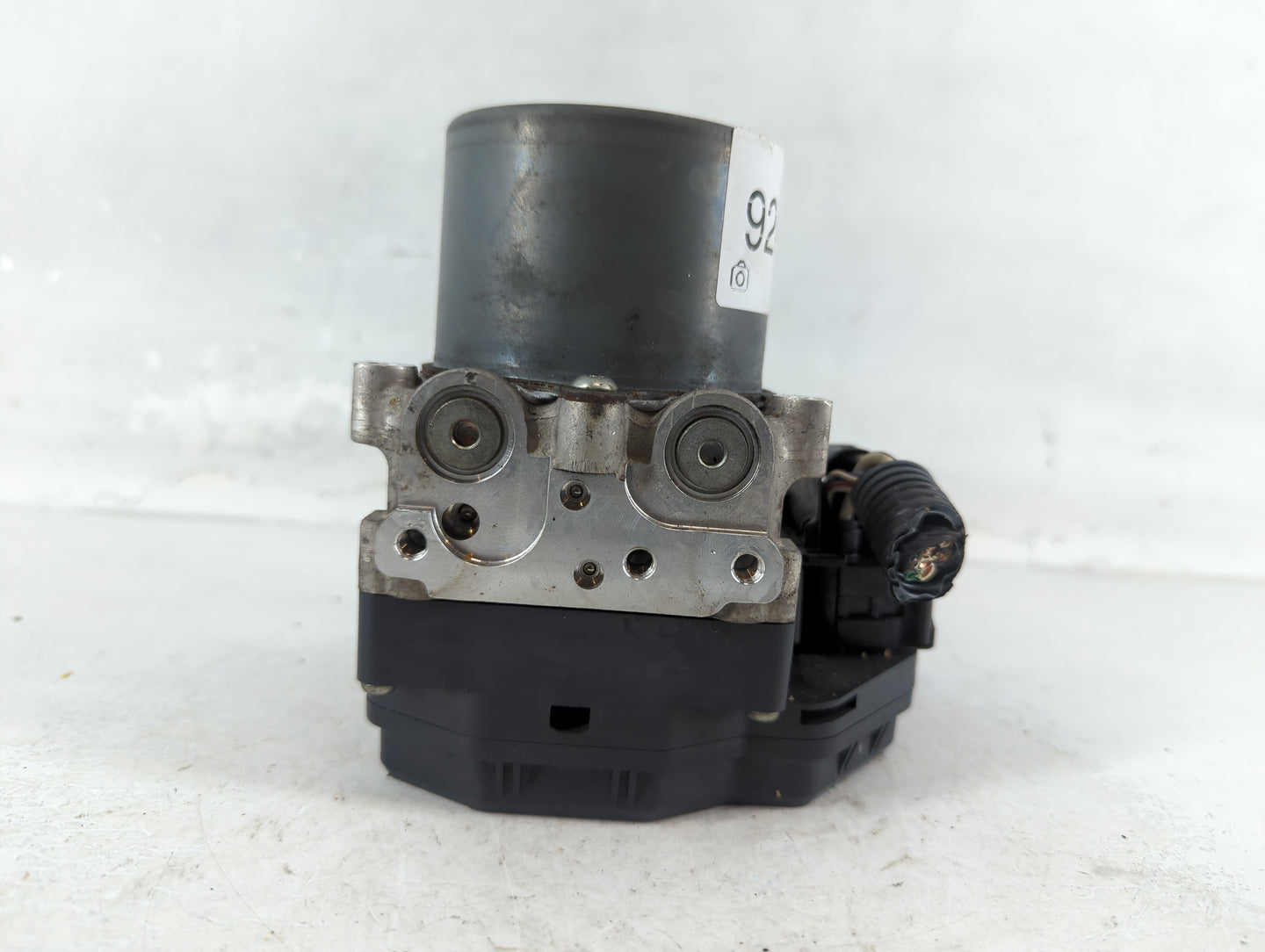 2015 Toyota Rav4 ABS Pump Control Module Replacement P/N:89541-42552 44540-42272 Fits OEM Used Auto Parts - Oemusedautoparts