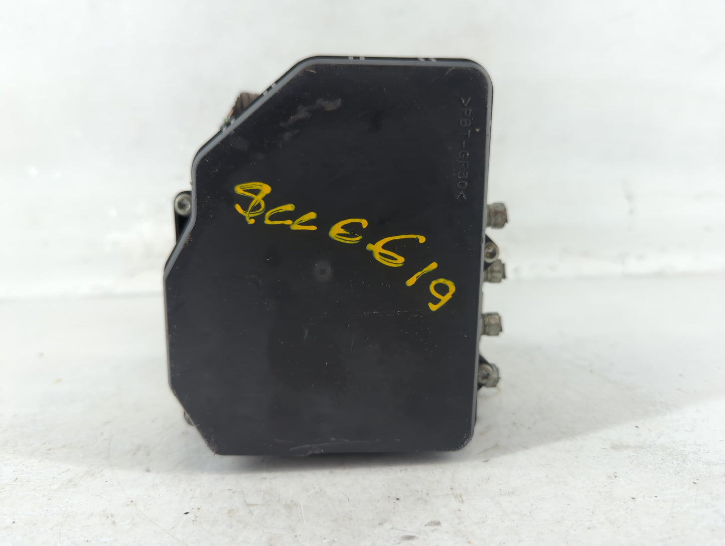 2015 Toyota Rav4 ABS Pump Control Module Replacement P/N:89541-42552 44540-42272 Fits OEM Used Auto Parts - Oemusedautoparts