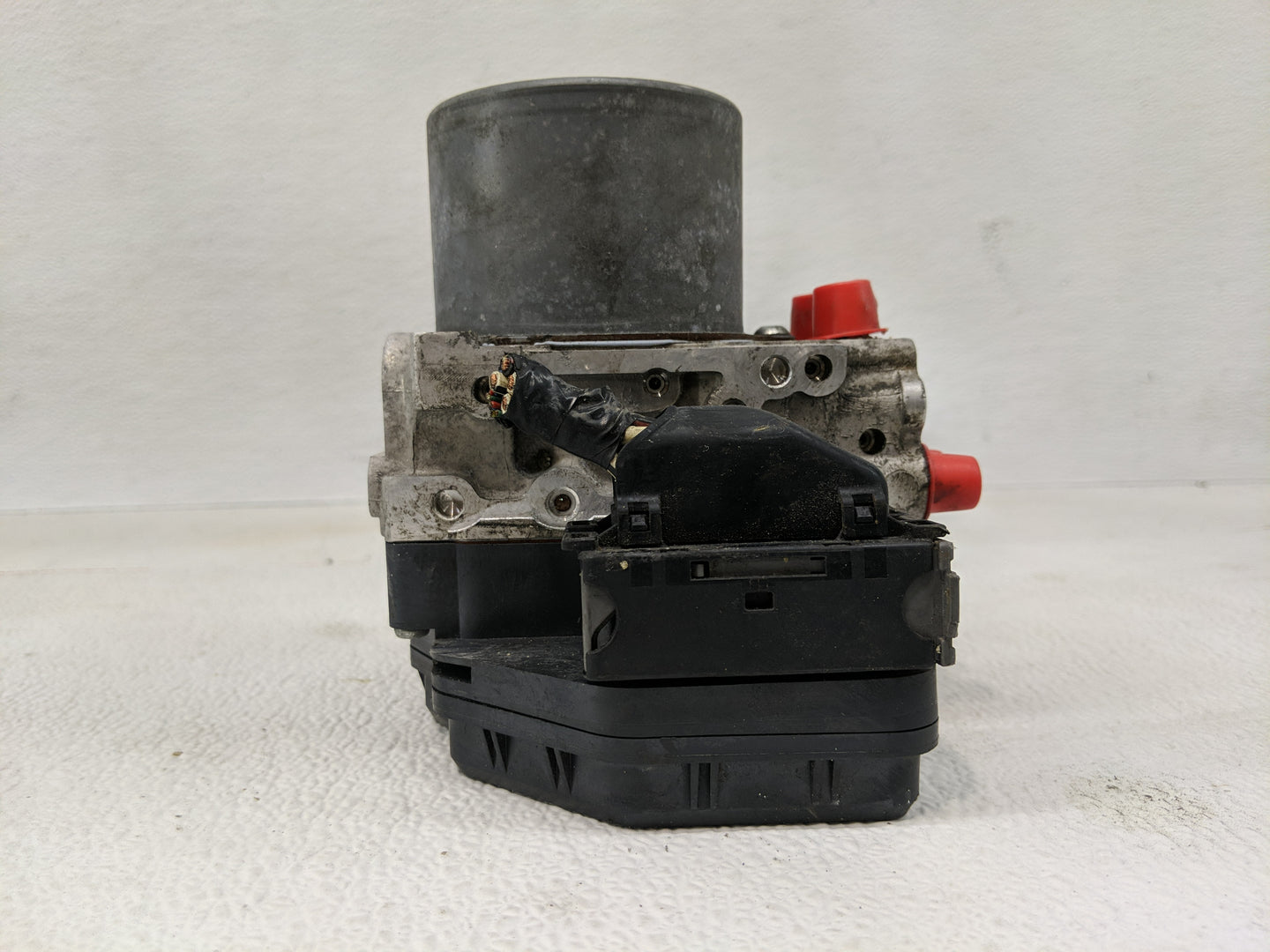 2015-2016 Toyota Sienna ABS Pump Control Module Replacement P/N:44540-08230 89541-08250 Fits Fits 2015 2016 OEM Used Auto Pa